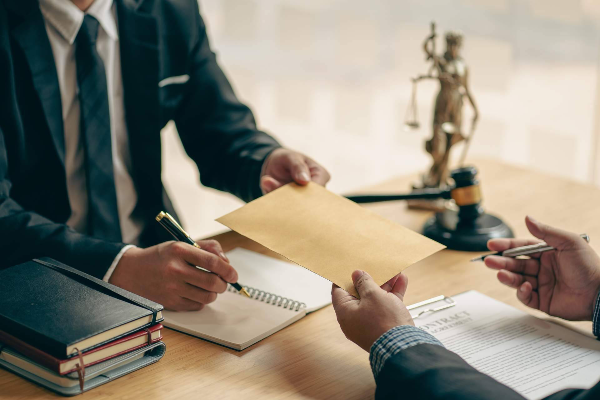 Giménez-Salinas Abogados, más de 80 años de excelencia en la resolución de conflictos mercantiles