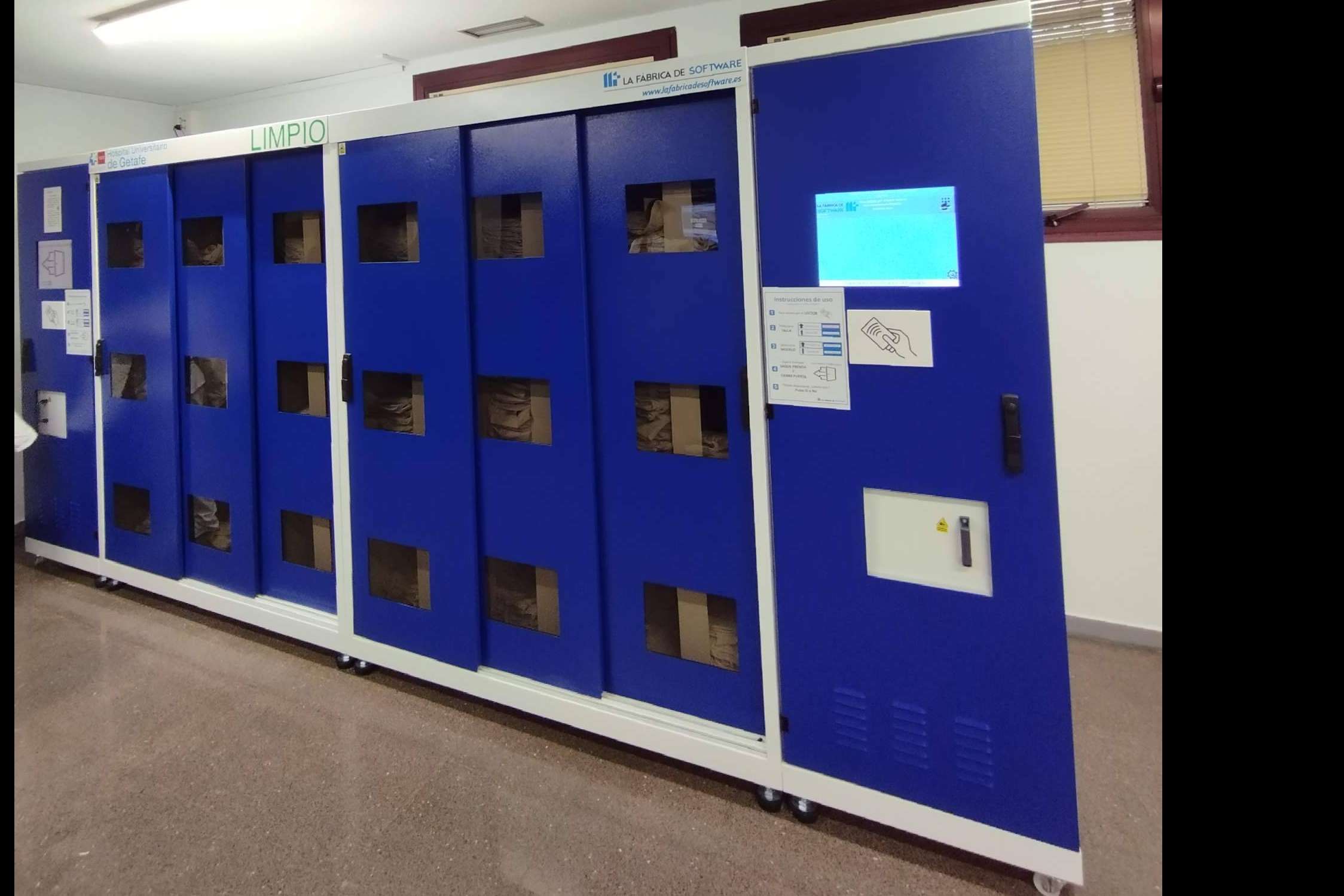 La automatización revoluciona la gestión de uniformes laborales en entornos empresariales