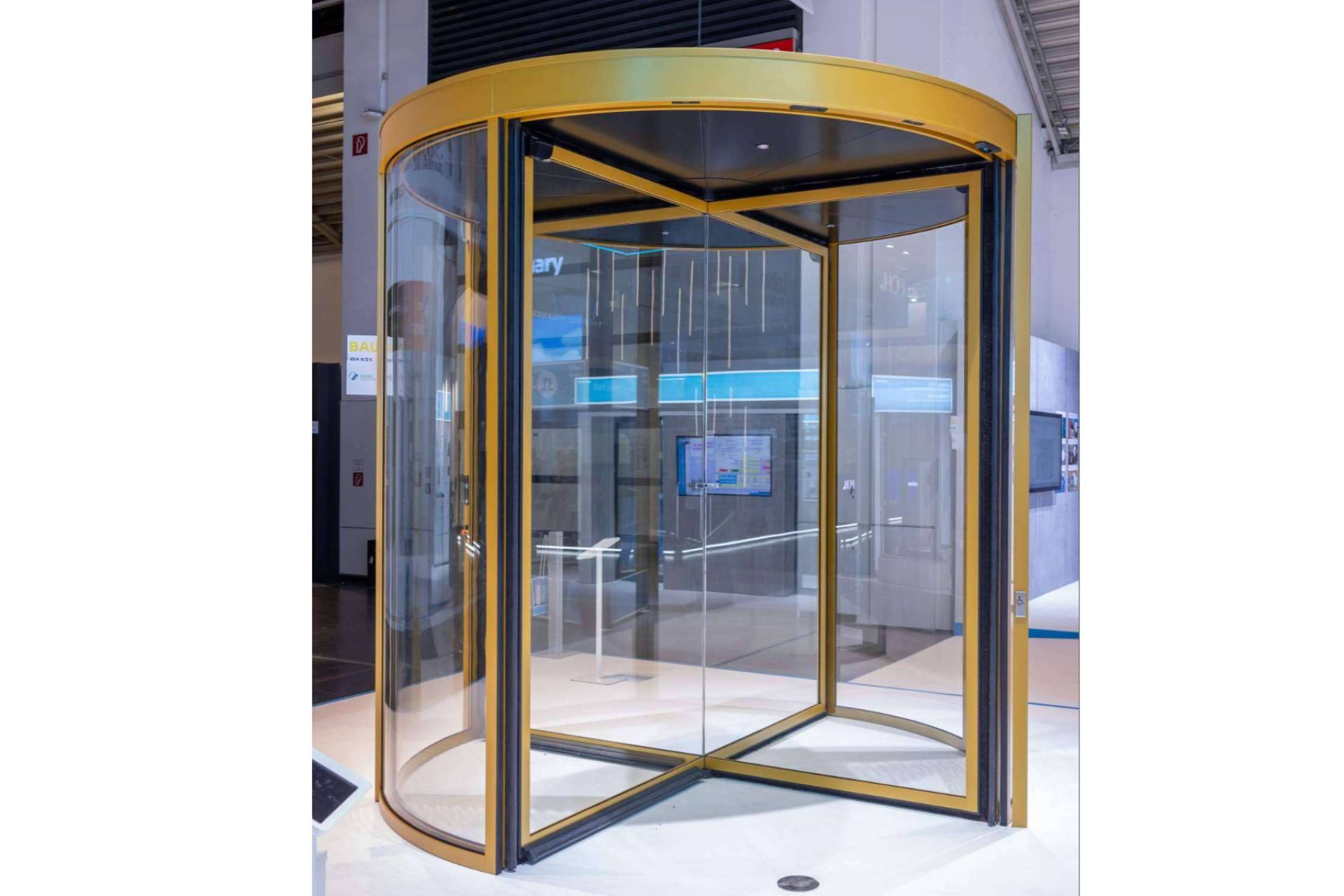 Las nuevas puertas giratorias de ASSA ABLOY para espacios modernos