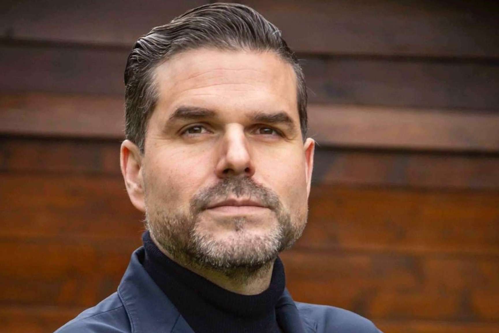 Mejorar el rumbo empresarial es posible con análisis y estrategia de calidad de Patxi Sánchez
