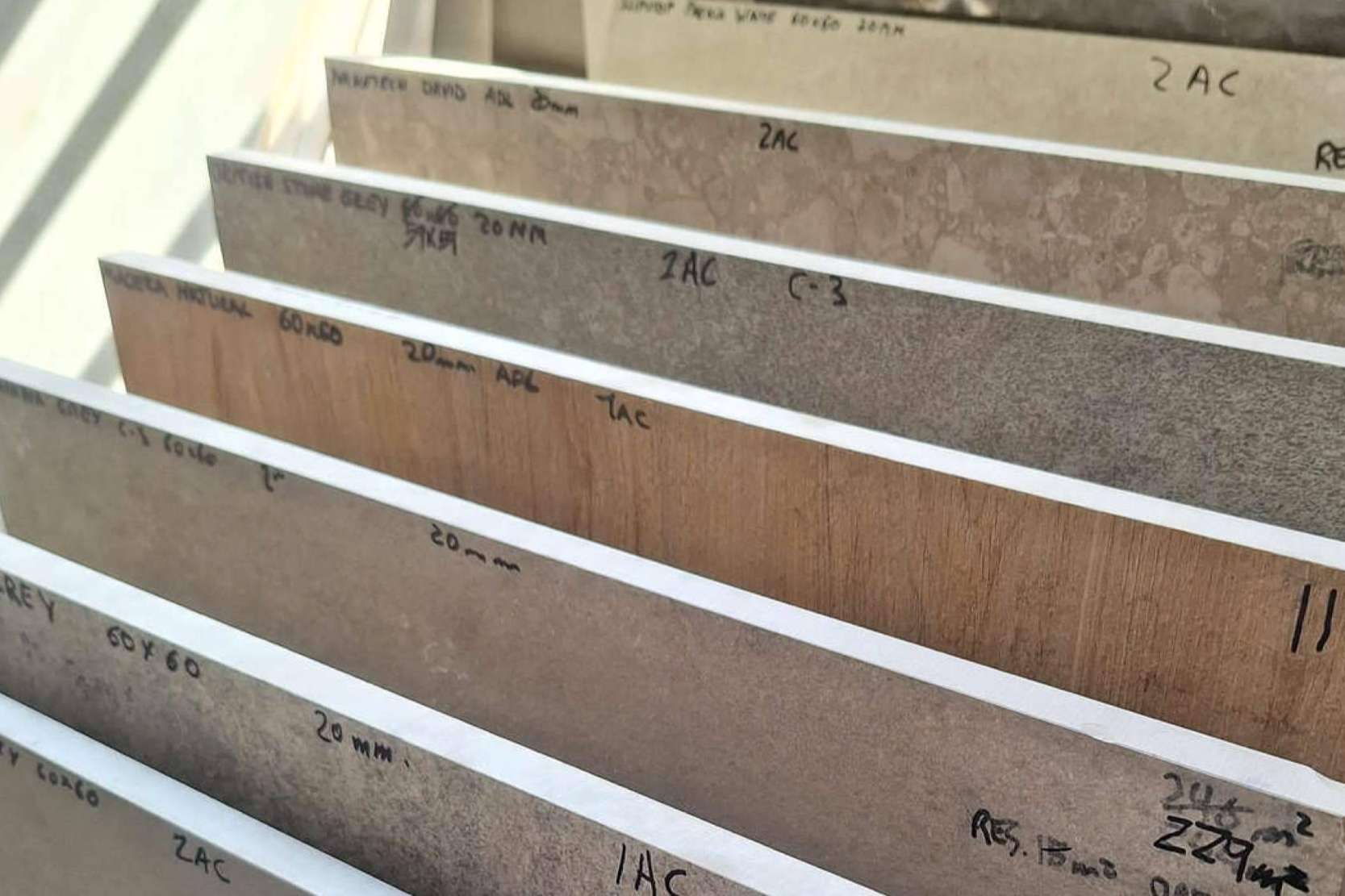 Artegres ofrece azulejos de primeras marcas a precios Outlet