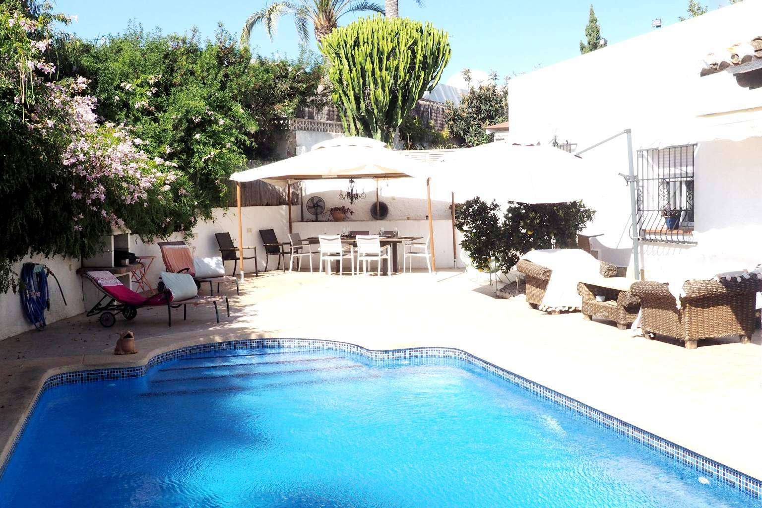 Alquileres Agatha Martínez ofrece villas y apartamentos turísticos en Calpe
