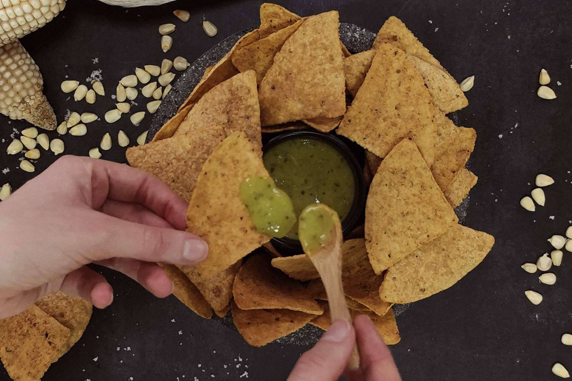 Maíz Maya y el chef Roberto Ruiz lanzan totopos con el auténtico sabor mexicano