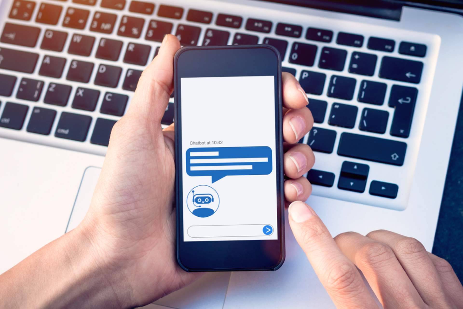 Automatización con IA; el auge de los chatbots inteligentes en entornos empresariales