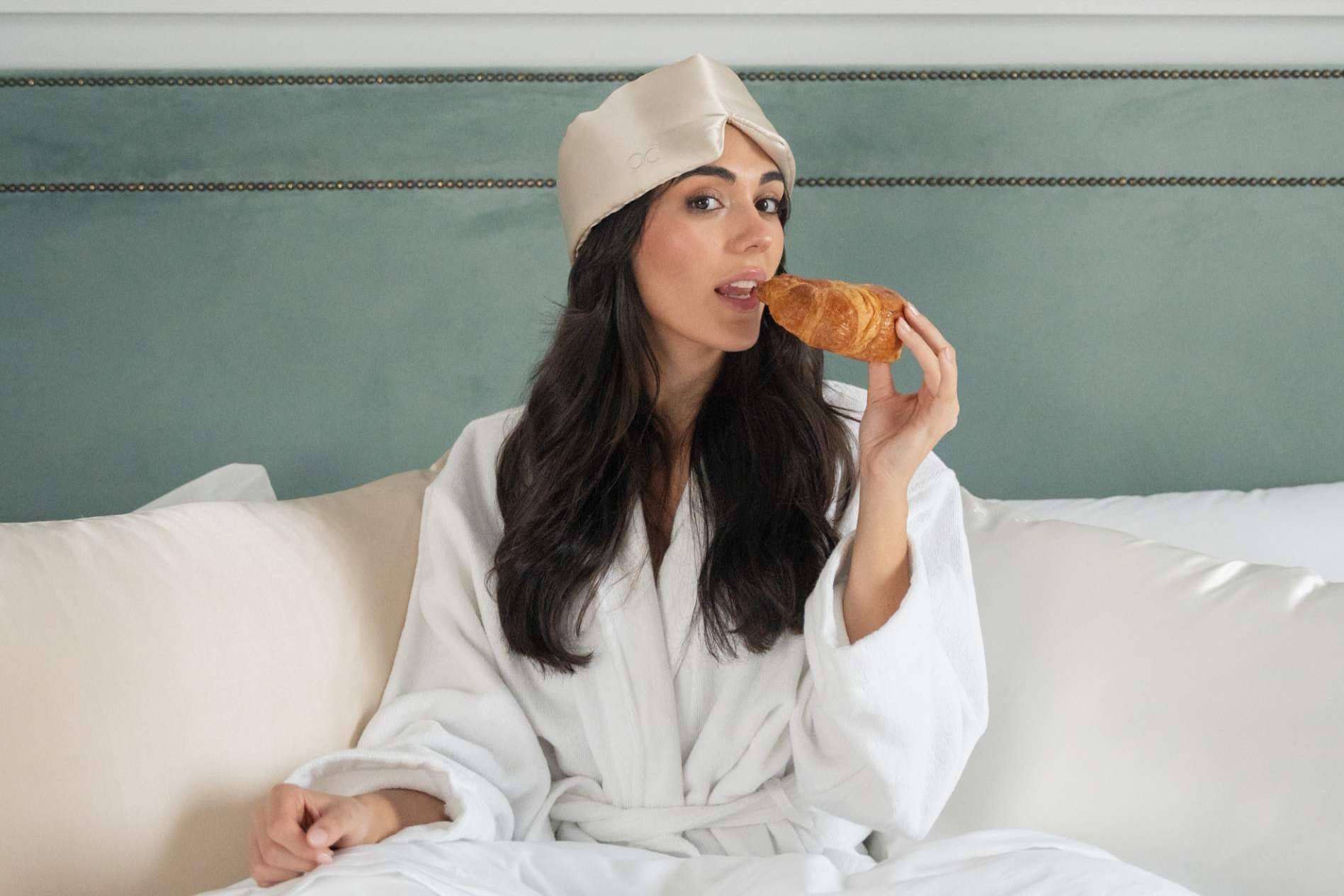 Onisa Coté, marca de referencia en fundas de almohada de seda natural para el cuidado de piel y cabello
