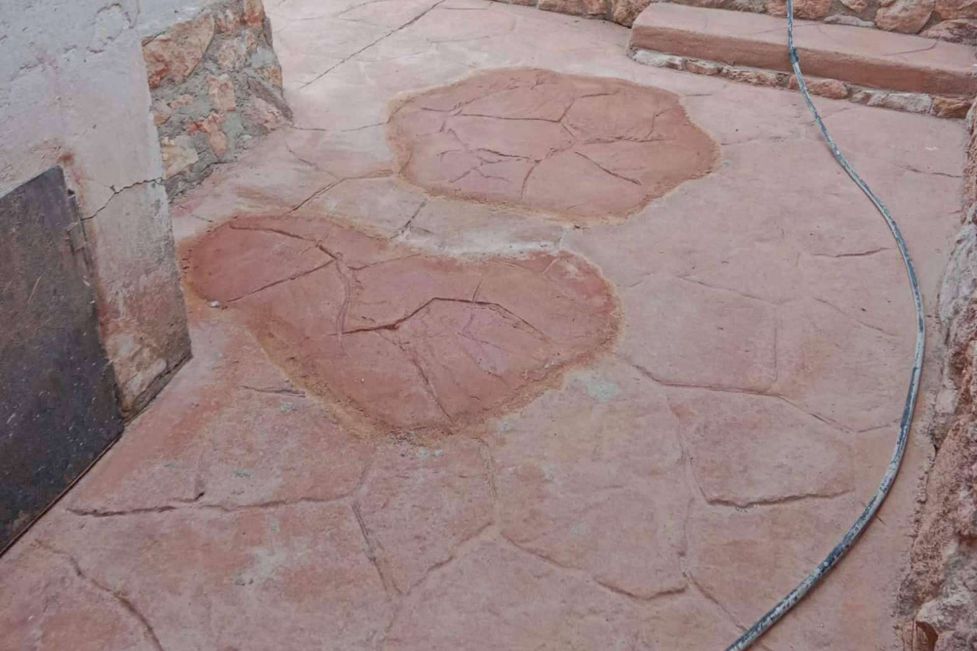 Hormigón impreso en Valencia, Serviarnau ofrece servicios especializados de restauración estética y funcional