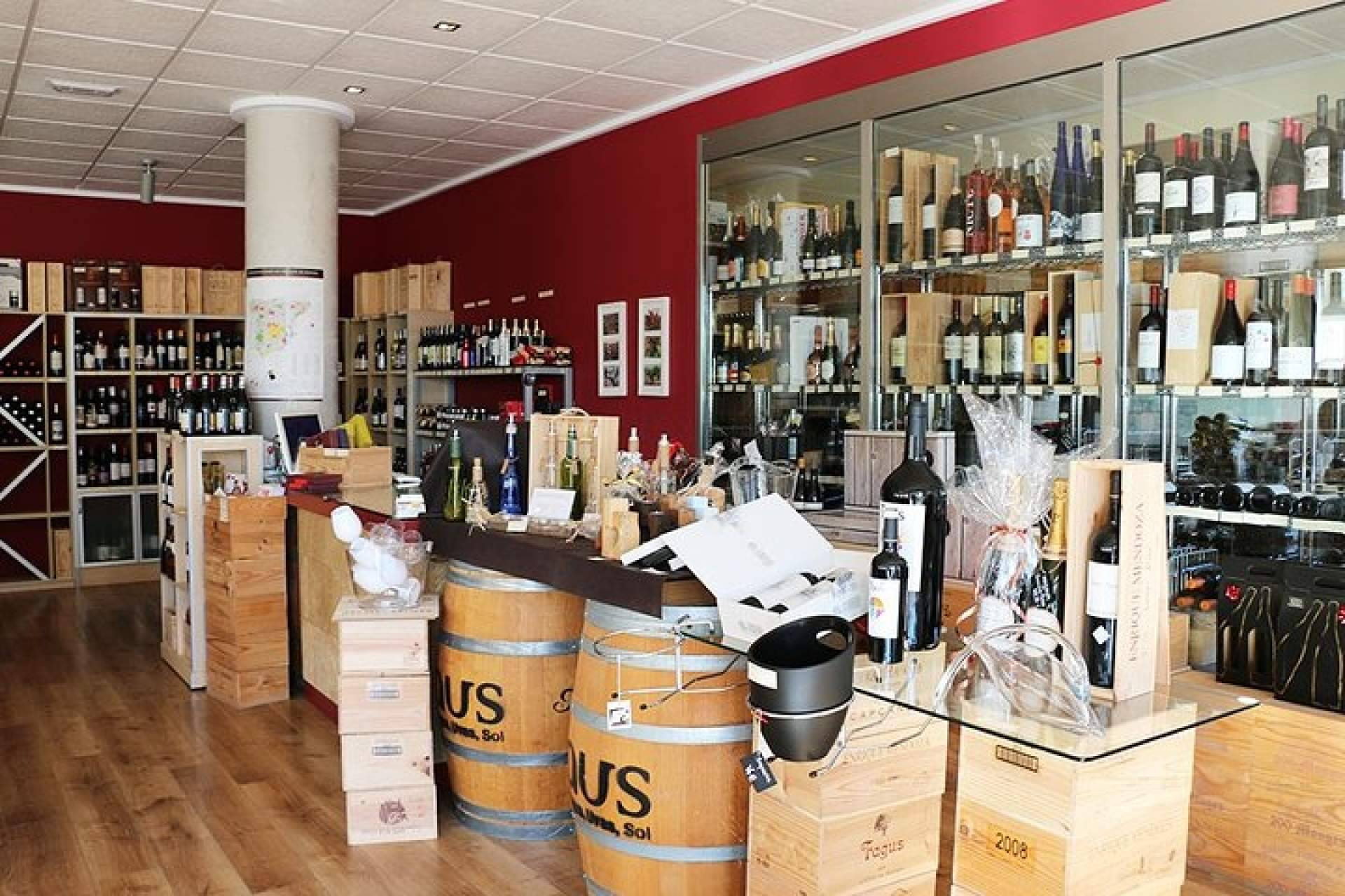 Profesionales Casa del Vino, proveedor especializado en vino al por mayor para hostelería y restauración