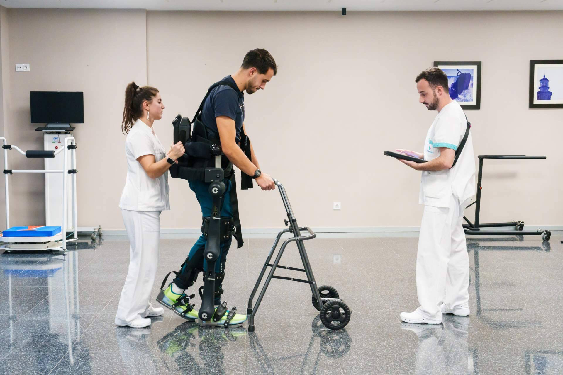 GOGOA consolida su posición internacional con exoesqueletos únicos para neurorrehabilitación robótica