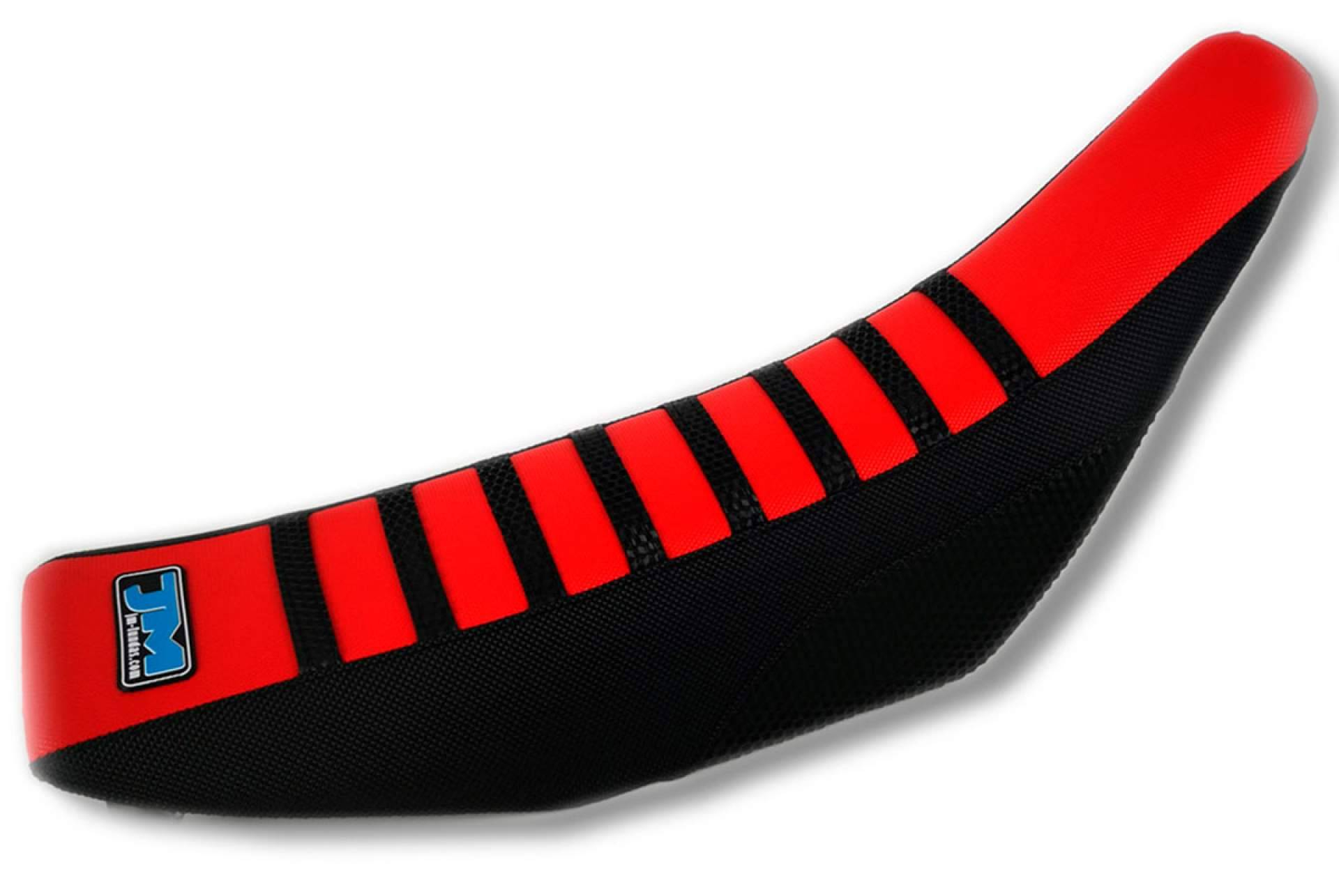 La funda asiento moto personalizada de JM Fundas combina adherencia y confort en cada trayecto