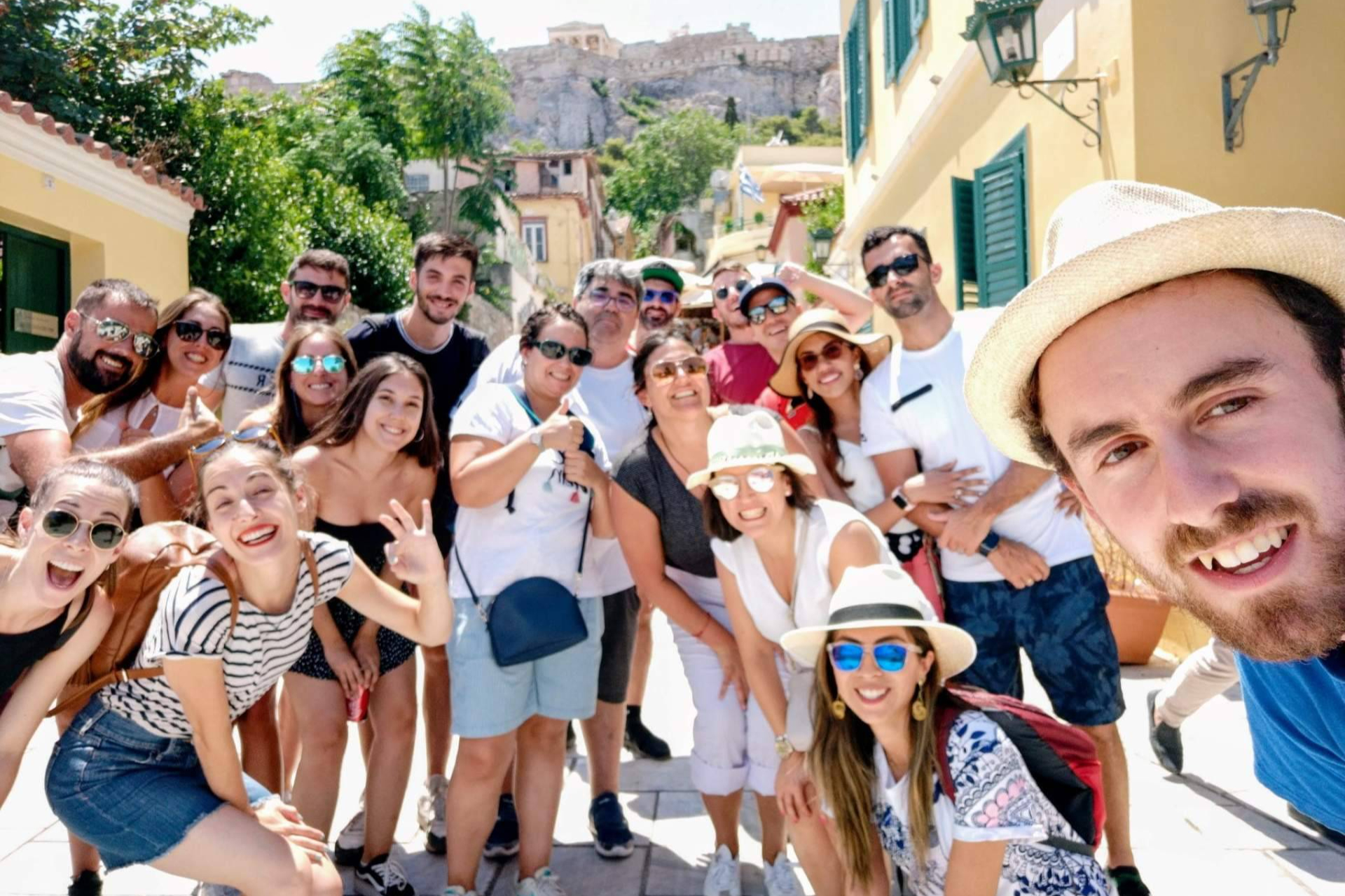 Se consolida el auge de los free tours en Atenas entre los viajeros hispanohablantes