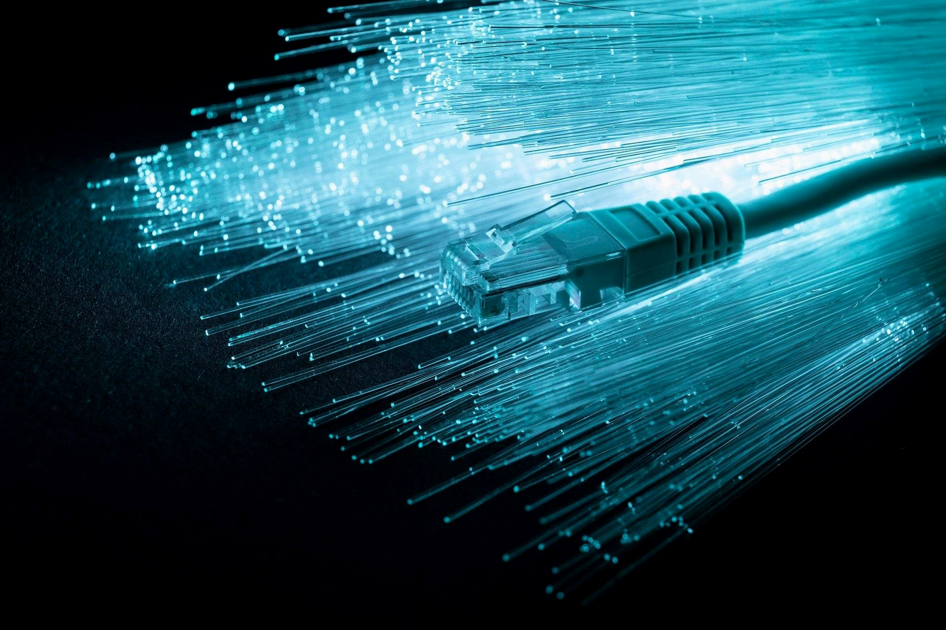 ESpanix fortalece su liderazgo en telecomunicaciones con expansión continua e innovación
