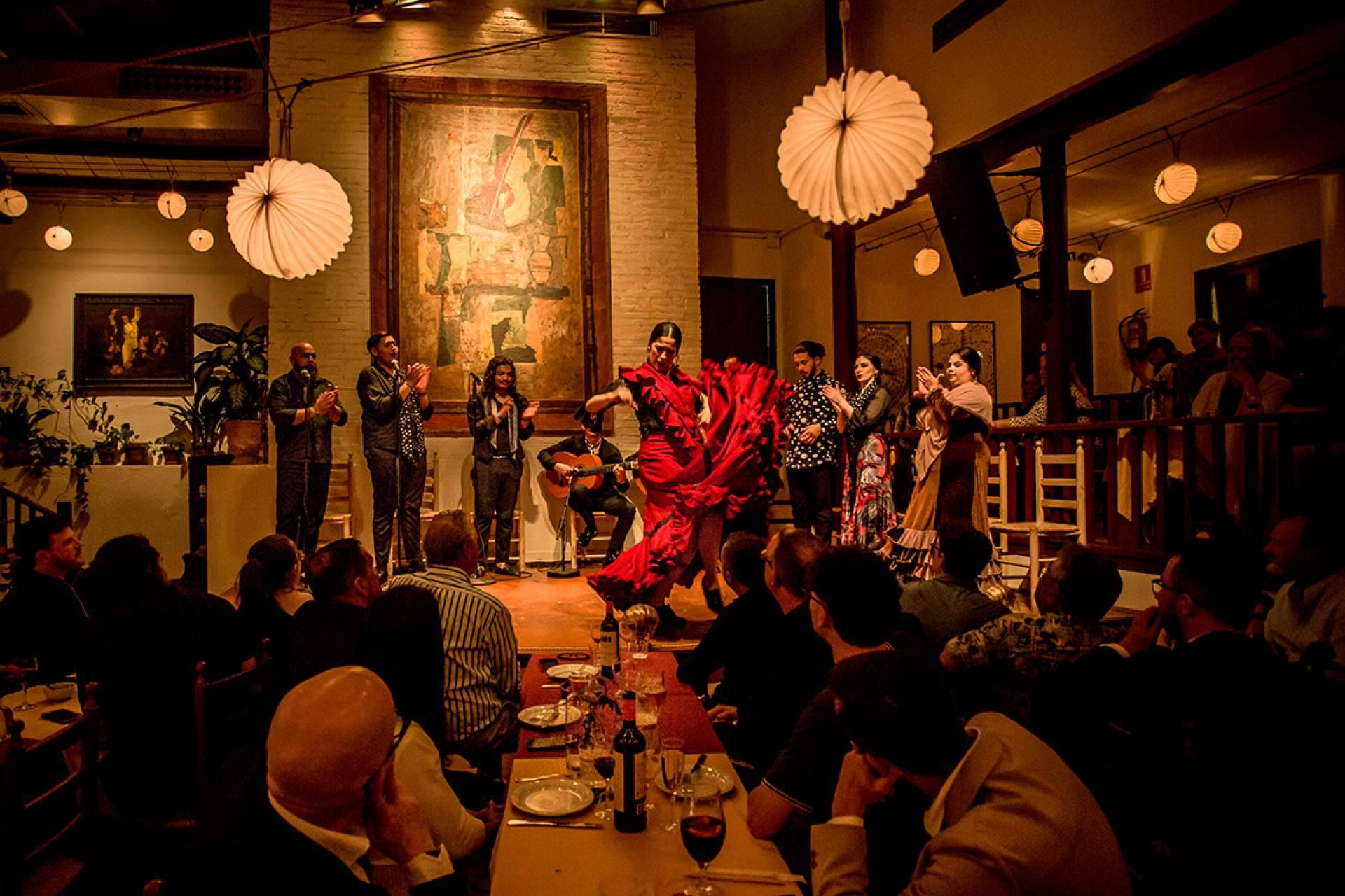 Cena y espectáculo flamenco en Barcelona; el Tablao de Carmen en el Poble Espanyol