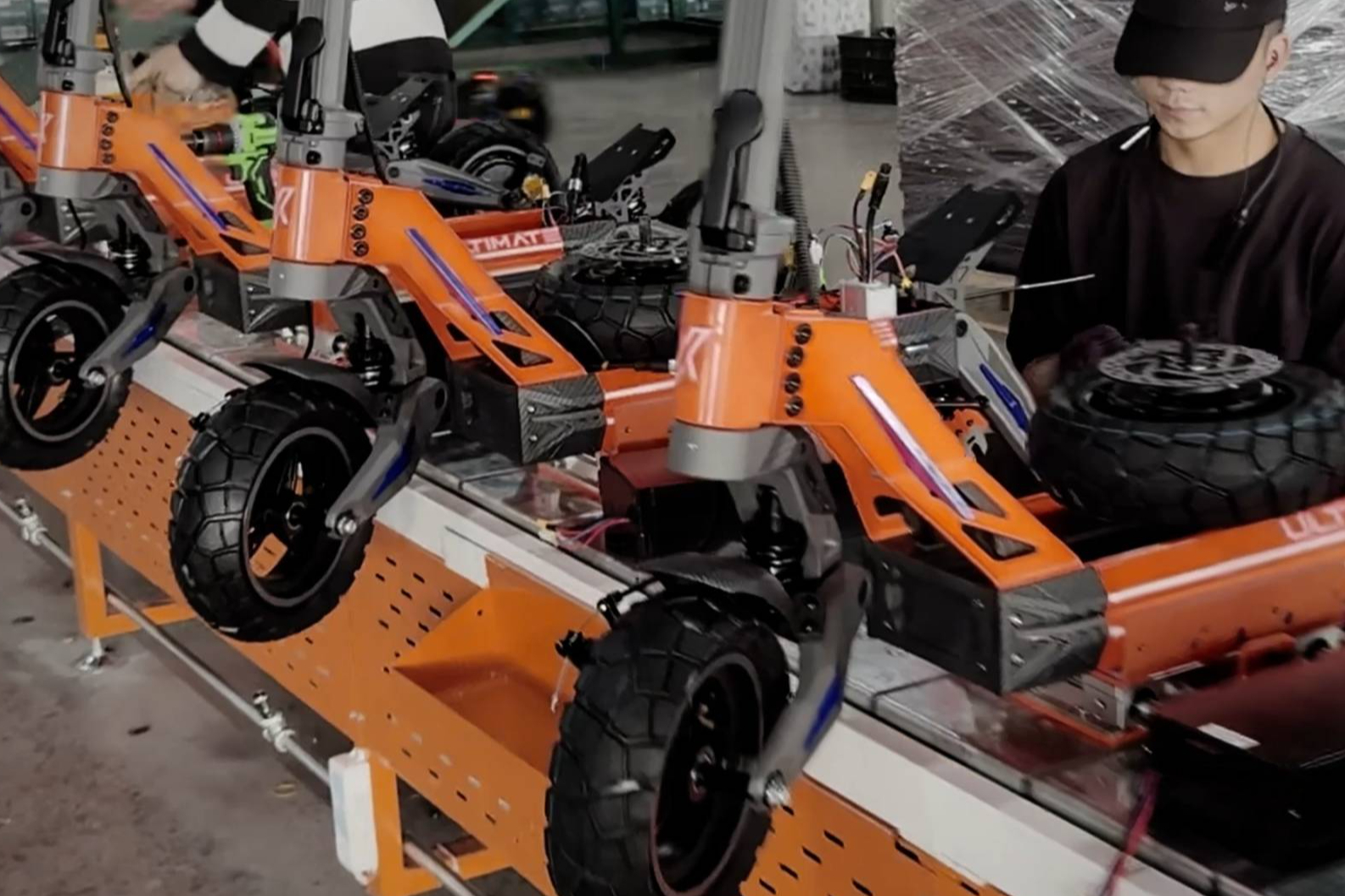 Ecoxtrem se consolida como fabricante de patinetes eléctricos con expansión en Europa y Latinoamérica