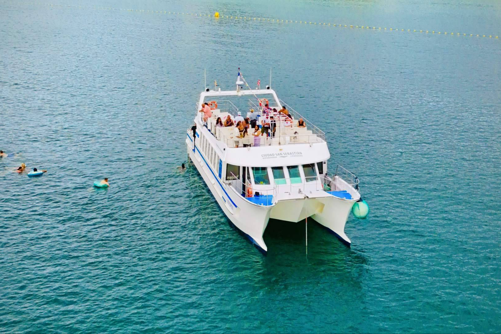 Nueva temporada 2026 del Catamarán Finanzauto Ciudad San Sebastián con nuevas promociones