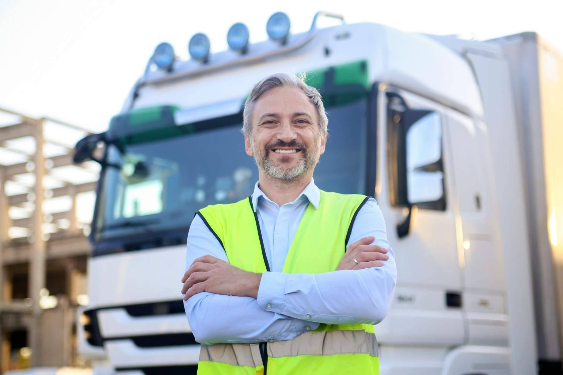 WhatsApp, nuevo acceso directo a noticias de transporte por carretera y ofertas de empleo con Autónomos ¡En Ruta!