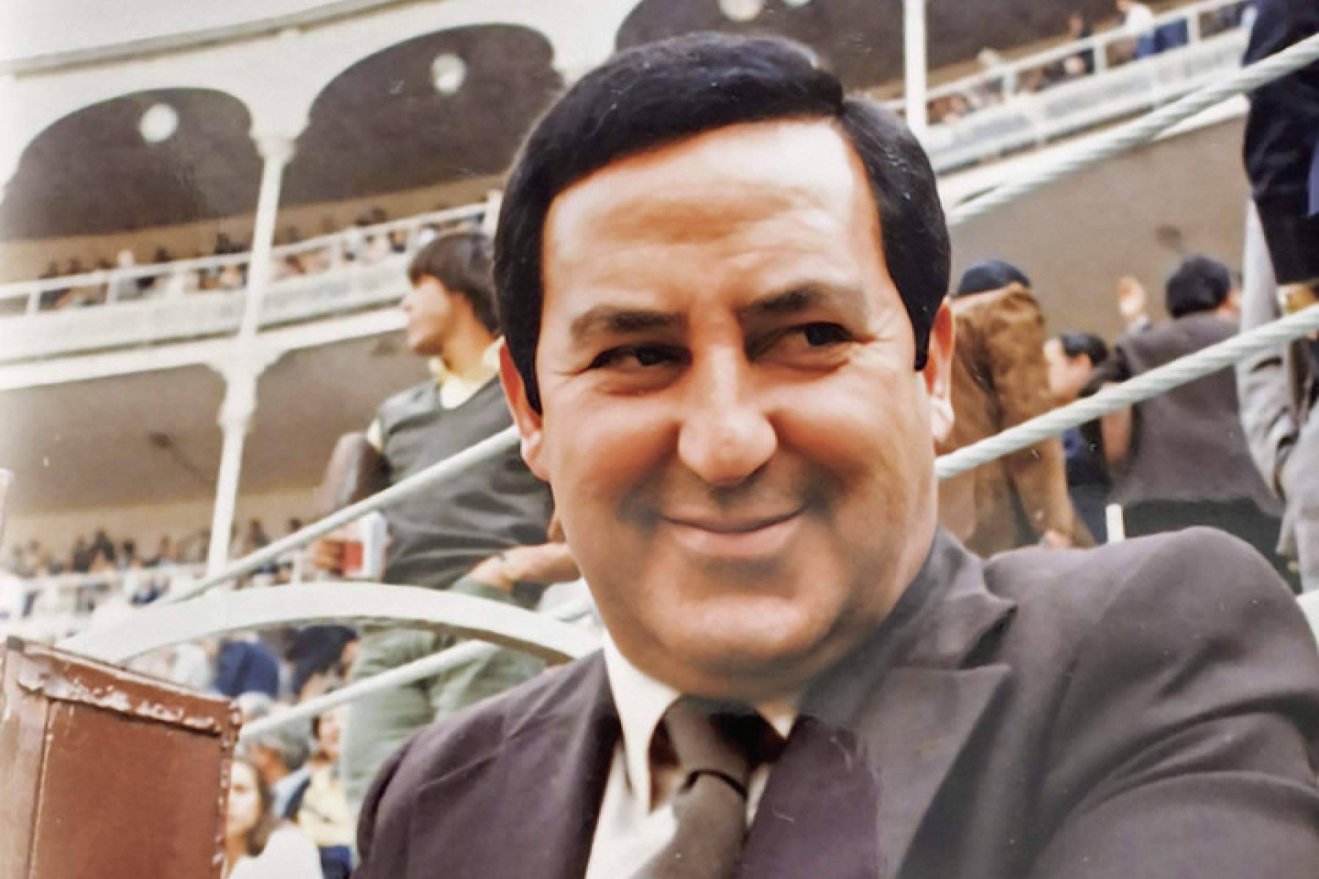 'Tomás Redondo. Un apoderado para una década', una biografía clave para entender el toreo de los años 80