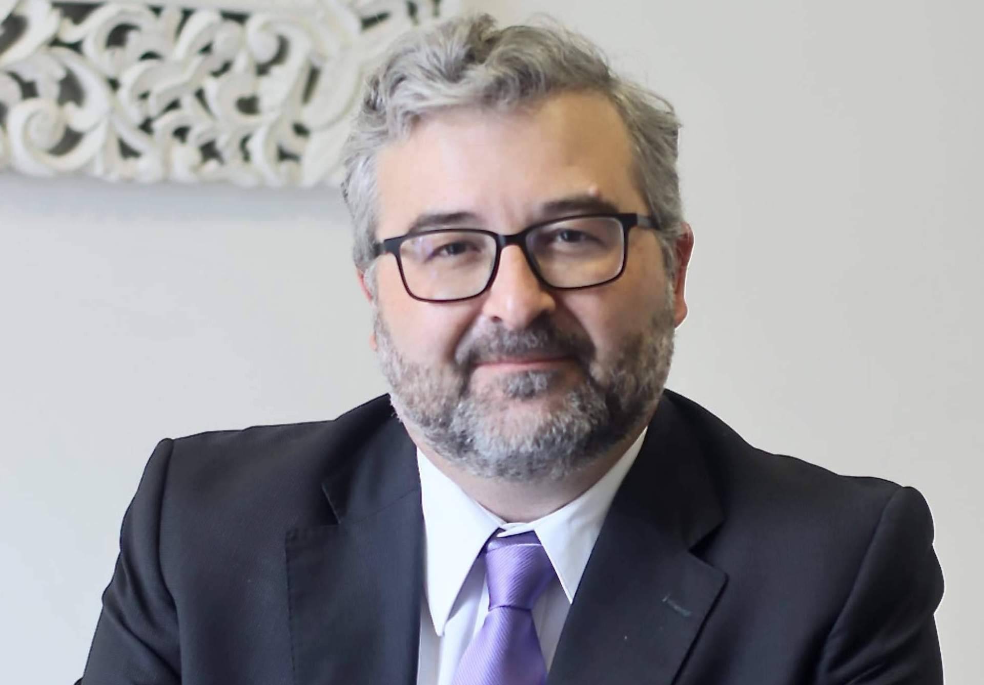 Estradé Law Firm, asesoramiento en derecho penal y mercantil con enfoque en justicia social