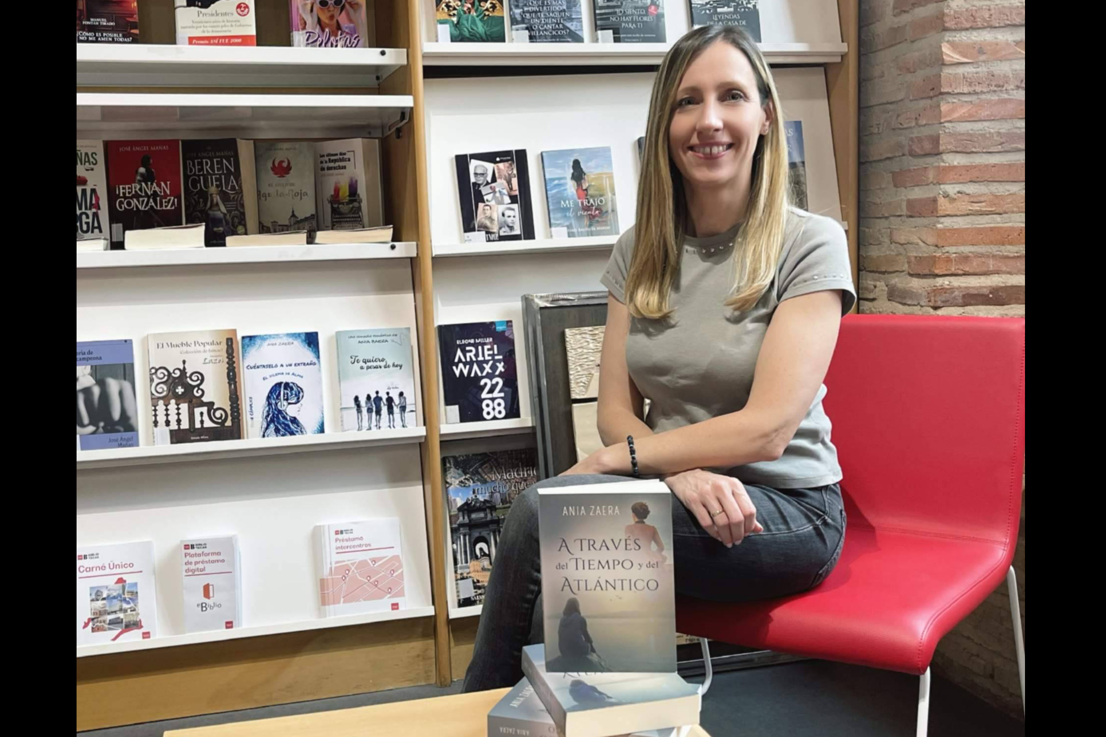 Ania Zaera llega al Día del Libro con dos amores entre épocas y un secreto hundido en el Atlántico
