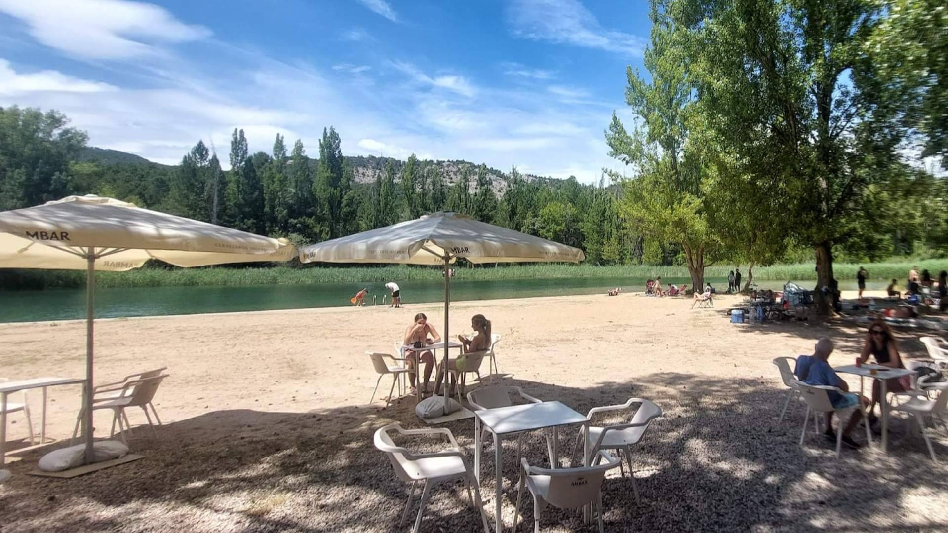 El secreto mejor guardado de la Serranía de Cuenca; una playa de interior rodeada de naturaleza