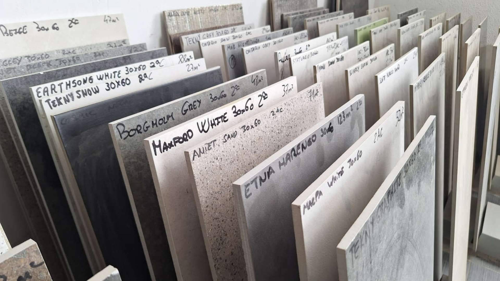 Artegres impulsa reformas económicas con su gama de azulejos baratos y versátiles