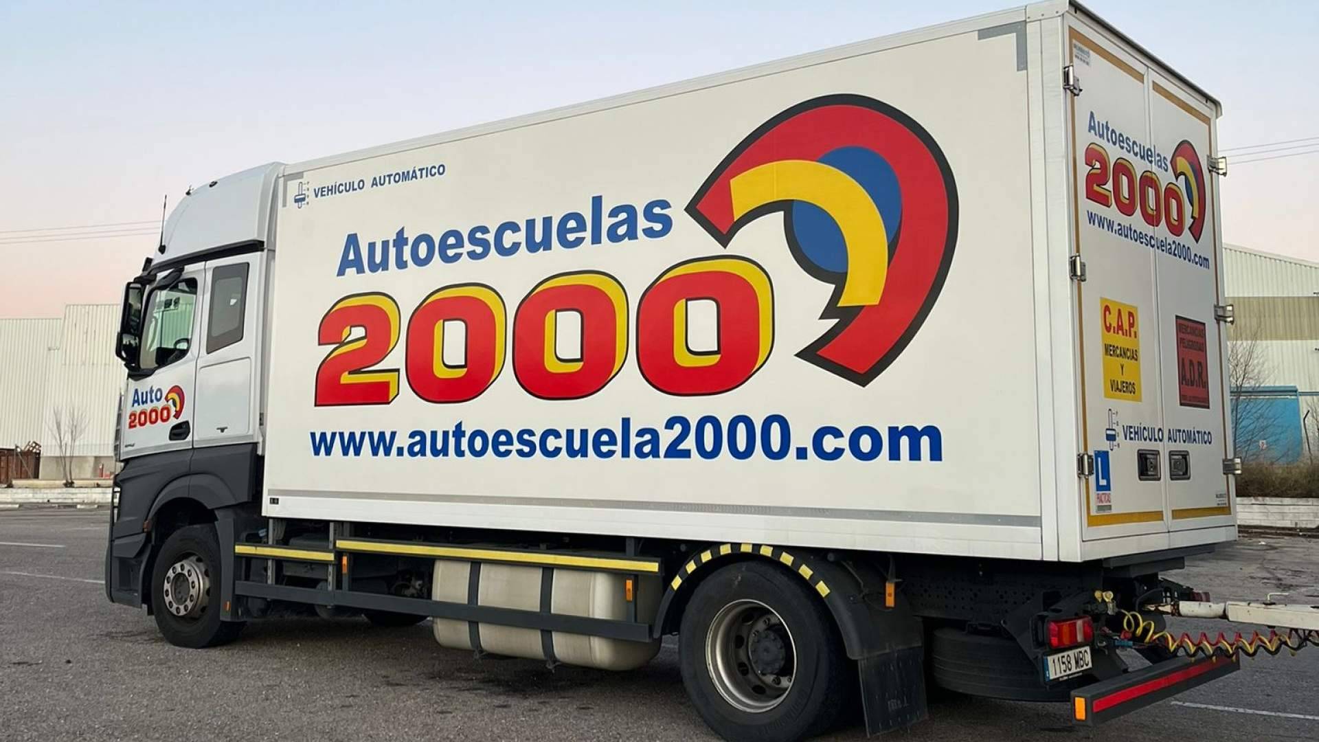 Autoescuela en Madrid con curso CAP; una opción formativa para acceder al arraigo